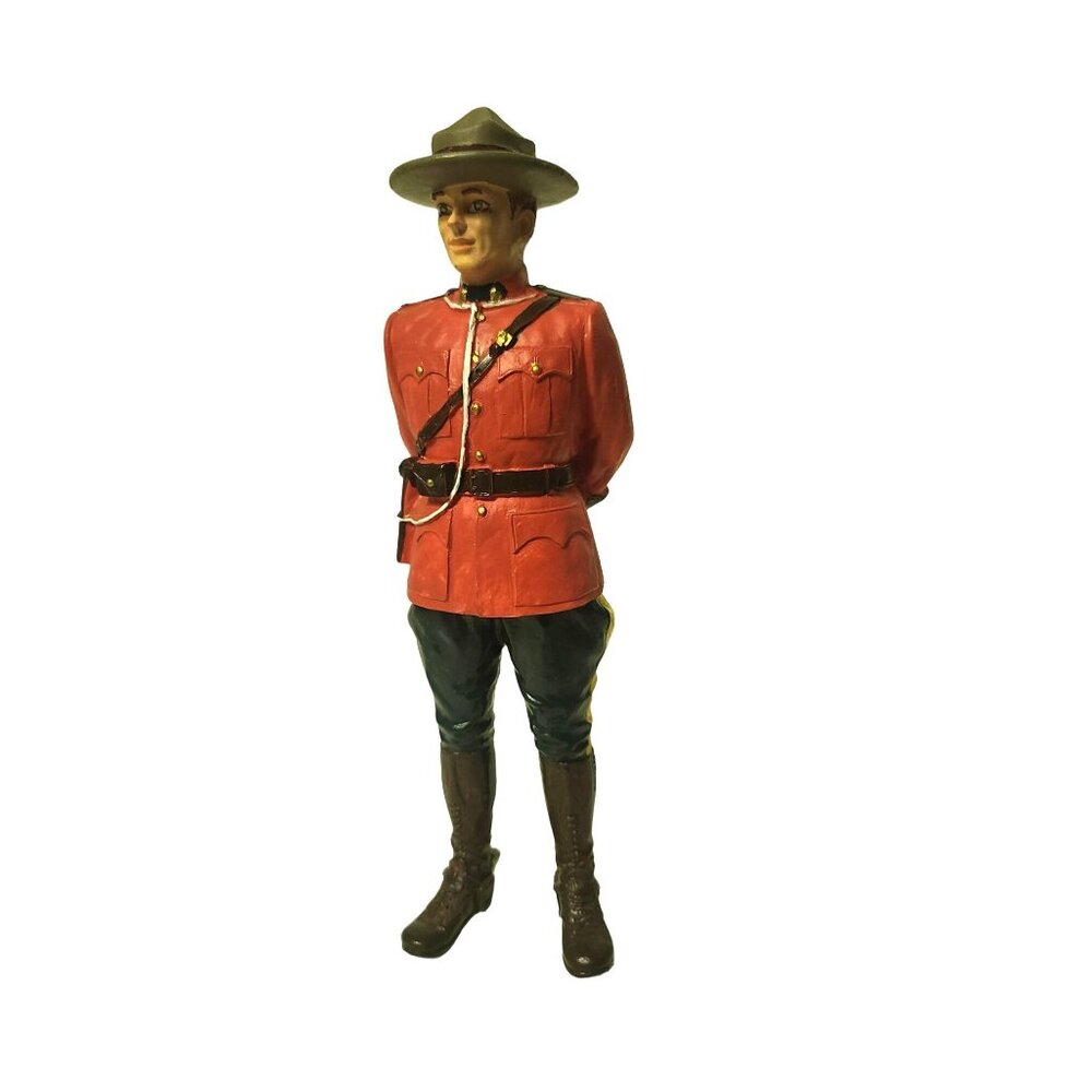 RESIN CANADA MOUNTIE SOUVENIR FIGURE